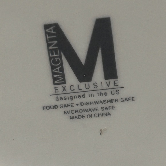 Early RAE DUNN Big M Magenta HTF “SUGAR” Canister - Picture 2 of 11